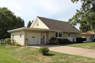 105 N 3rd St, Colby, WI 54421 - Photo 45