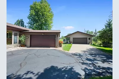 2040 Birch Drive, Plover, WI 54467 - Photo 3