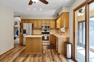 2040 Birch Dr, Plover, WI 54467 - Photo 7