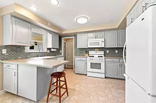 716 Soo Marie Ave, Stevens Point, WI 54481 - Photo 9