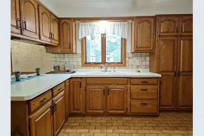 4470 Coolidge Avenue, Plover, WI 54467 - Photo 11