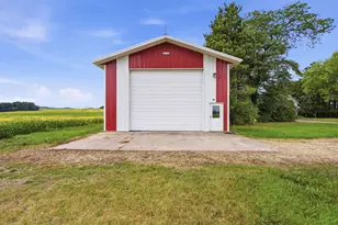 14332 N Town Hall Rd, Fairchild, WI 54741 - Photo 33