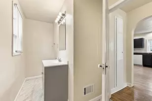 325 Washington Ave, Stevens Point, WI 54481 - Photo 13