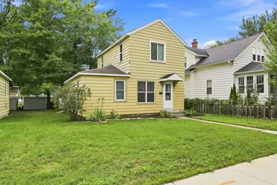 325 Washington Avenue, Stevens Point, WI 54481 - Photo 3