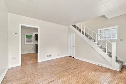 325 Washington Avenue, Stevens Point, WI 54481 - Photo 7