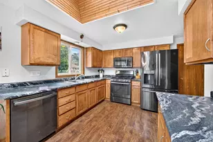 1501 Maria Dr, Stevens Point, WI 54481 - Photo 7
