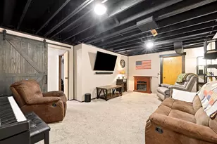 E2038 Kenwood Dr, Iola, WI 54945 - Photo 41