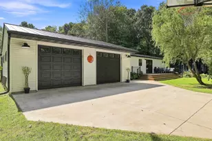 10963 Tall Oak Ct, Waupaca, WI 54981 - Photo 5