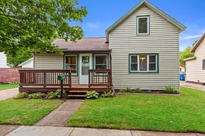 936 S 6th Avenue, Wausau, WI 54401 - Photo 1