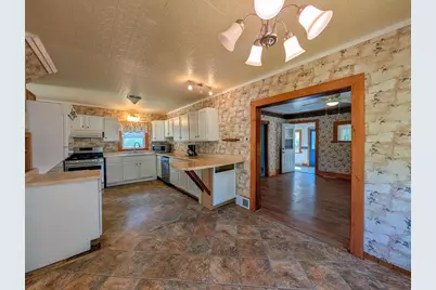 914 West Street, Merrill, WI 54452 - Photo 11