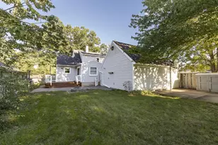 1040 Lincoln St, Wisconsin Rapids, WI 54494 - Photo 3