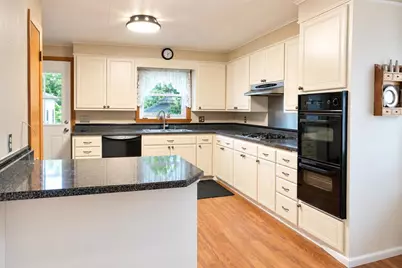 717 Humbolt Avenue, Wausau, WI 54403 - Photo 5
