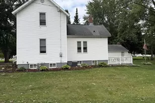 907 E Blodgett St, Marshfield, WI 54449 - Photo 13