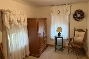 907 E Blodgett St, Marshfield, WI 54449 - Photo 9