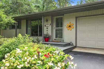 2421 Magnolia Drive, Plover, WI 54467 - Photo 3