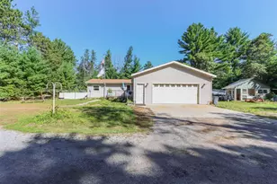 8610 Lake Rd, Wisconsin Rapids, WI 54494 - Photo 11