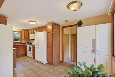 5811 Wazeecha Avenue, Wisconsin Rapids, WI 54494 - Photo 13