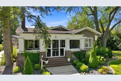 910 W 5th Street, Marshfield, WI 54449 - Photo 1