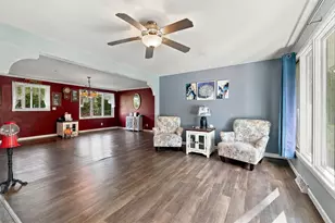5430 Oriole Ln, Stevens Point, WI 54482 - Photo 9