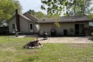 1100 Pine St, Schofield, WI 54476 - Photo 3