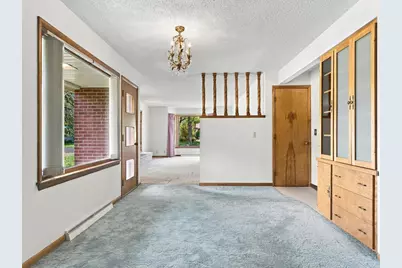 601 S Maryknoll Avenue, Marshfield, WI 54449 - Photo 5