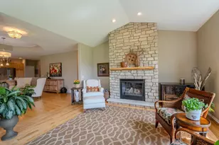 1804 Poplar Ln #8, Wausau, WI 54403 - Photo 15