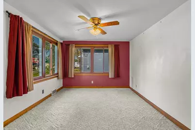 1501 S Cherry Avenue, Marshfield, WI 54449 - Photo 11