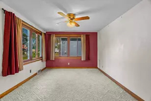1501 S Cherry Ave, Marshfield, WI 54449 - Photo 11