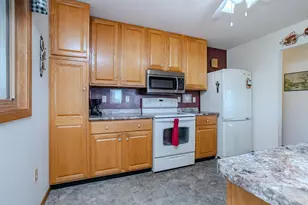 W5554 Lincoln Dr, Merrill, WI 54452 - Photo 7