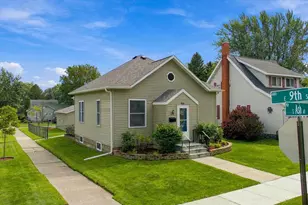 901 S Ash Ave, Marshfield, WI 54449 - Photo 3