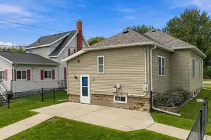 901 S Ash Ave, Marshfield, WI 54449 - Photo 9