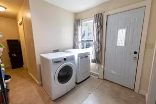 1324 S 3rd Ave, Wausau, WI 54401 - Photo 13