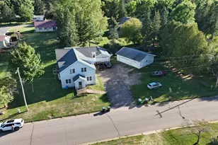 917 Maple St, Prentice, WI 54556 - Photo 25