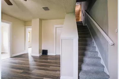 302 W Miller Street, Greenwood, WI 54437 - Photo 19