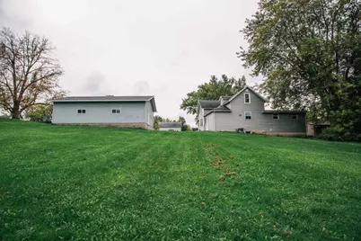 302 W Miller Street, Greenwood, WI 54437 - Photo 7