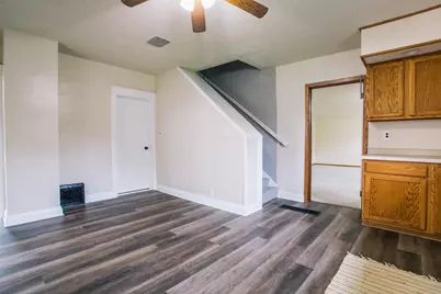 302 W Miller Street, Greenwood, WI 54437 - Photo 13