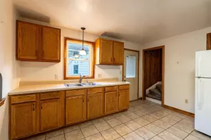 1010 S 7th Ave, Wausau, WI 54401 - Photo 11