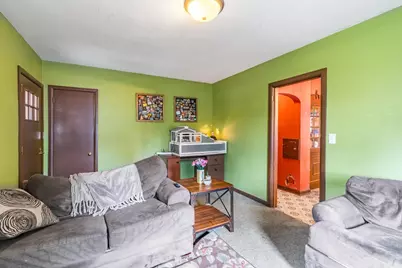 924 N 4th Avenue, Wausau, WI 54401 - Photo 7