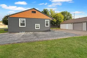 1111 S 7th Ave S, Wausau, WI 54401 - Photo 3