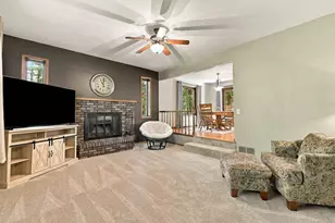 1603 Meadow View Ln, Stevens Point, WI 54482 - Photo 9