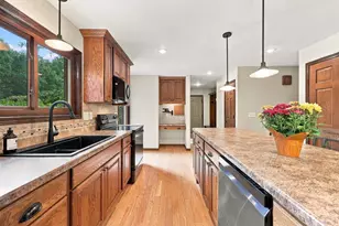 1603 Meadow View Ln, Stevens Point, WI 54482 - Photo 19