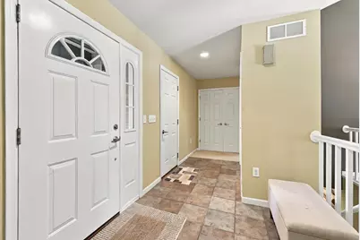 1142 Hearthstone Place, Plover, WI 54467 - Photo 7