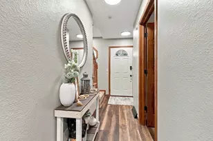 325 King Olavs Ln, Iola, WI 54945 - Photo 5