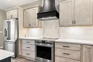 2321 Brooke Ln, Stevens Point, WI 54481 - Photo 19