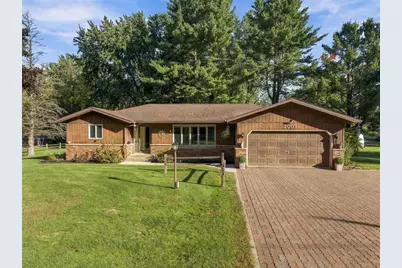 2001 E Blodgett Street, Marshfield, WI 54449 - Photo 3