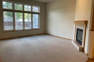 930 Pinewood Ln, Wausau, WI 54403 - Photo 7