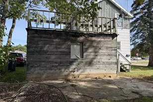 341 S Main St, Shawano, WI 54166 - Photo 7