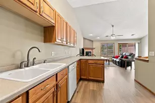 1019 Jasmine Ln, Stevens Point, WI 54482 - Photo 15