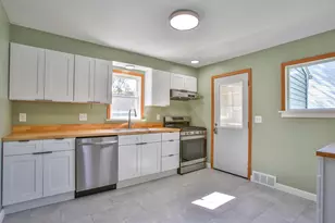 2716 N 8th St, Wausau, WI 54403 - Photo 7