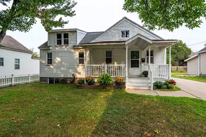 1119 S 13th Avenue, Wausau, WI 54401 - Photo 1